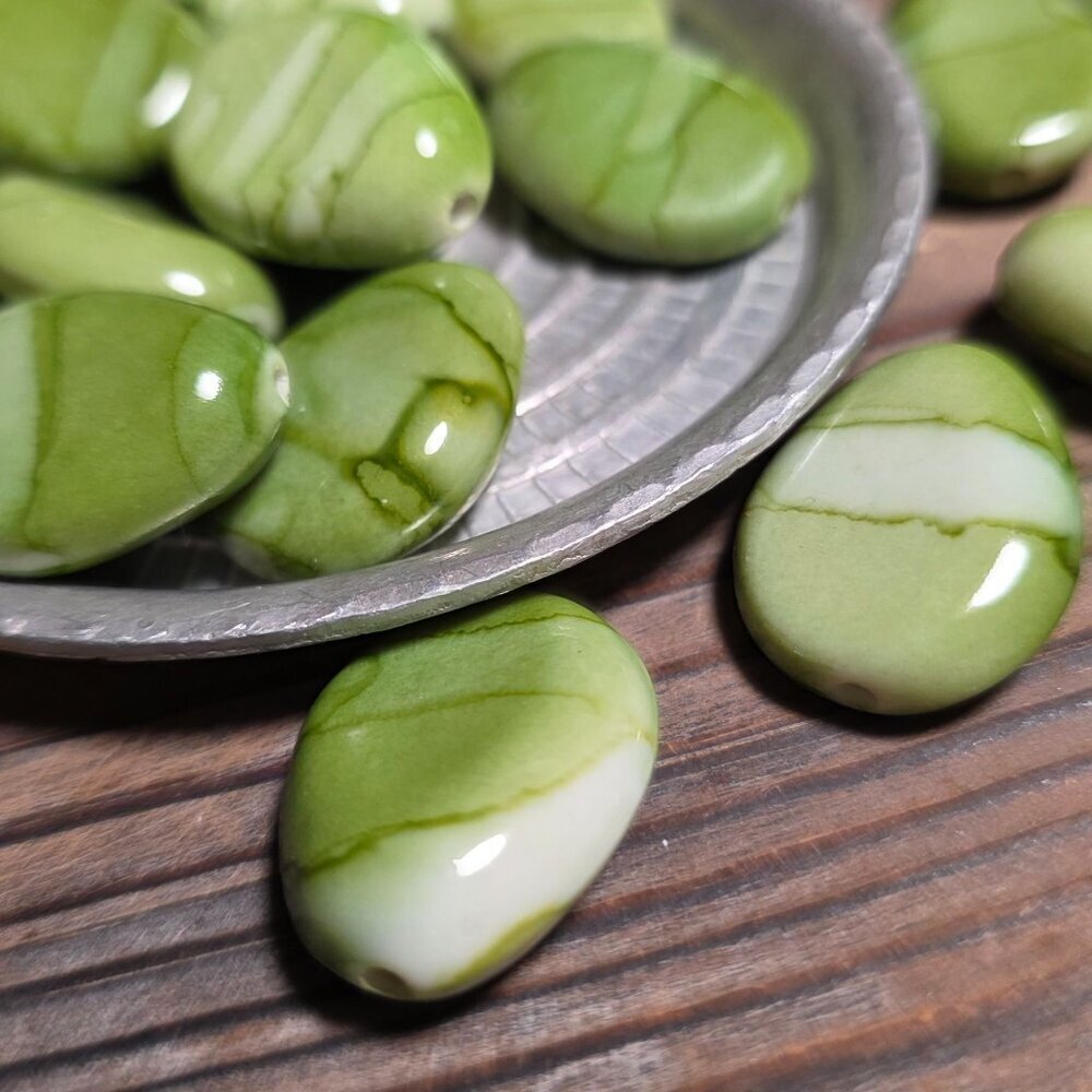 Vintage Y2K 90s Green White Watercolor Puffed Teardrop Acrylic Beads 8 pcs